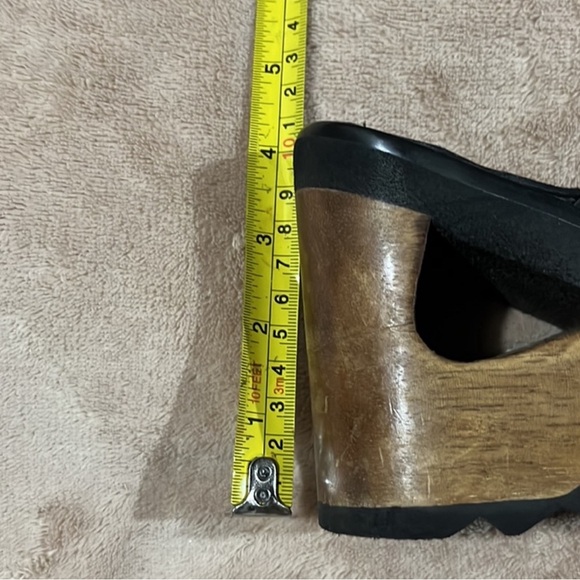 Bongo Vintage Women’s Black Leather Cut Out Wooden Heeled Wedge Shoe Size 6 - Picture 10 of 11